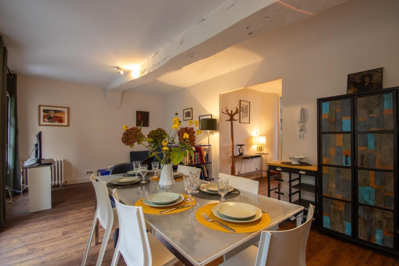 阿姆博斯Terrasse Sur La Tour Garconnet公寓 外观 照片