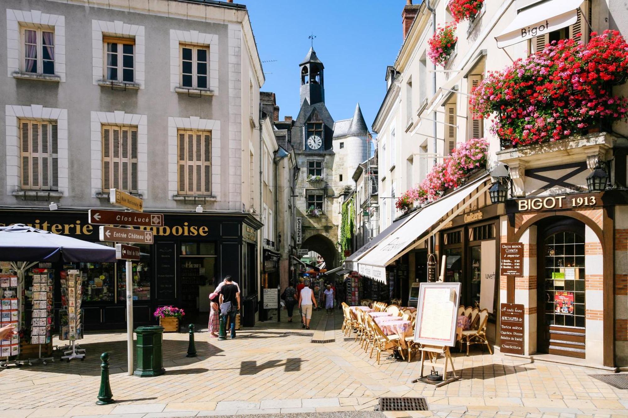 阿姆博斯Terrasse Sur La Tour Garconnet公寓 外观 照片